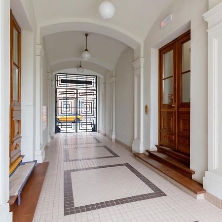 Lux Golden Apartment Praga Kepna By Renters Prestige Warsaw Luaran gambar