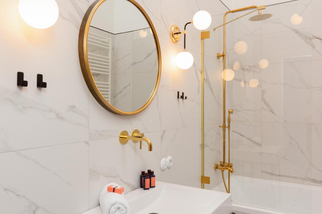 Lux Golden Apartment Praga Kepna By Renters Prestige Warsaw Luaran gambar